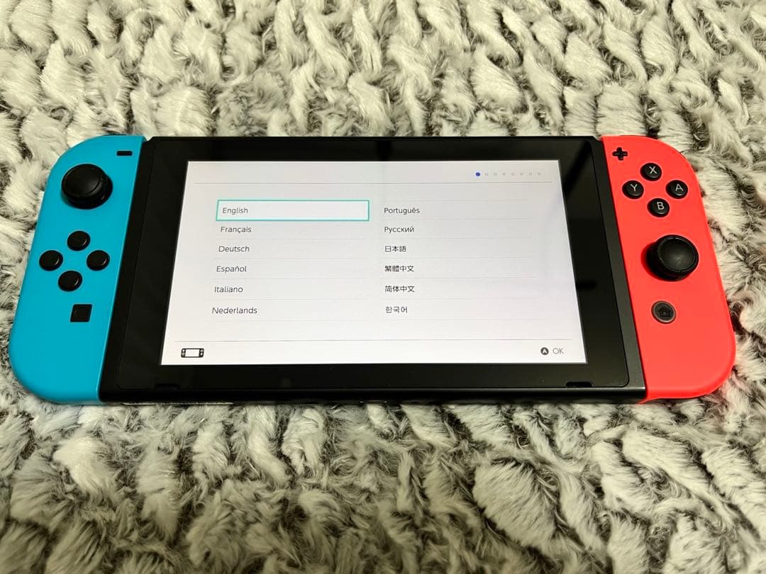 【本体】Nintendo Switch 青/赤 ジョイコン付属