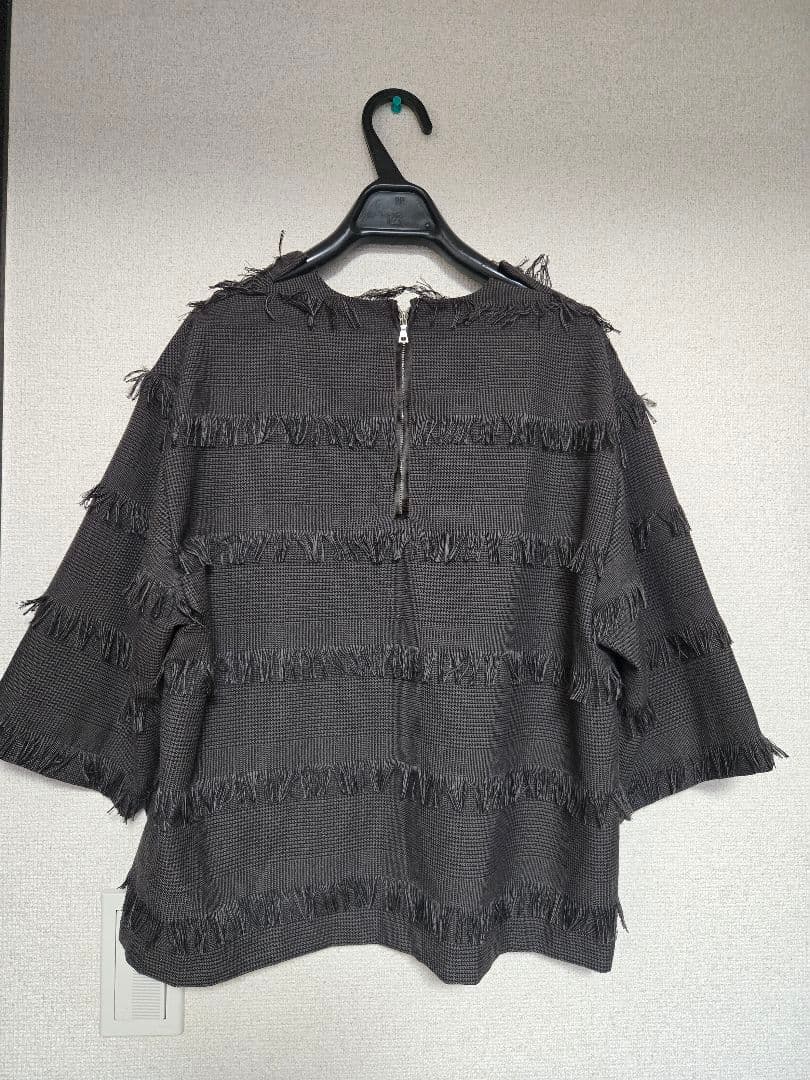 ADORE フリンジ付き半袖Tシャツ ブラック