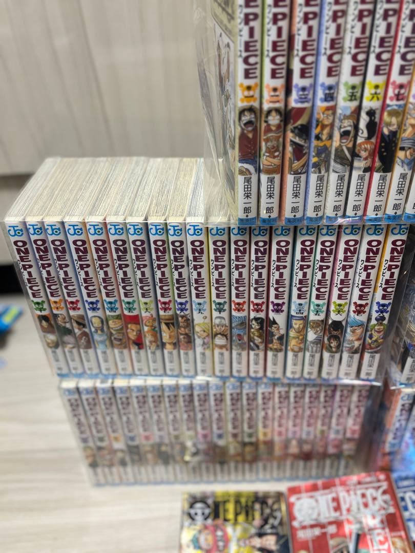 ONE PIECE ワンピース　漫画　1-93巻　おまけ付