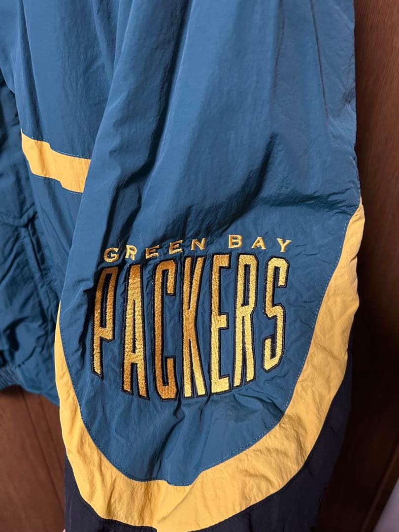Green Bay Packers フード付きジャケット
