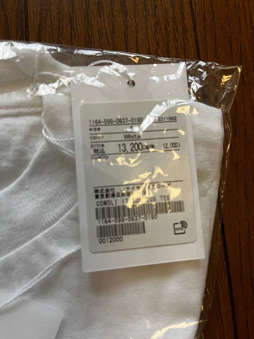 comoli コモリ　サープラス　Tシャツ ポケット付き 半袖