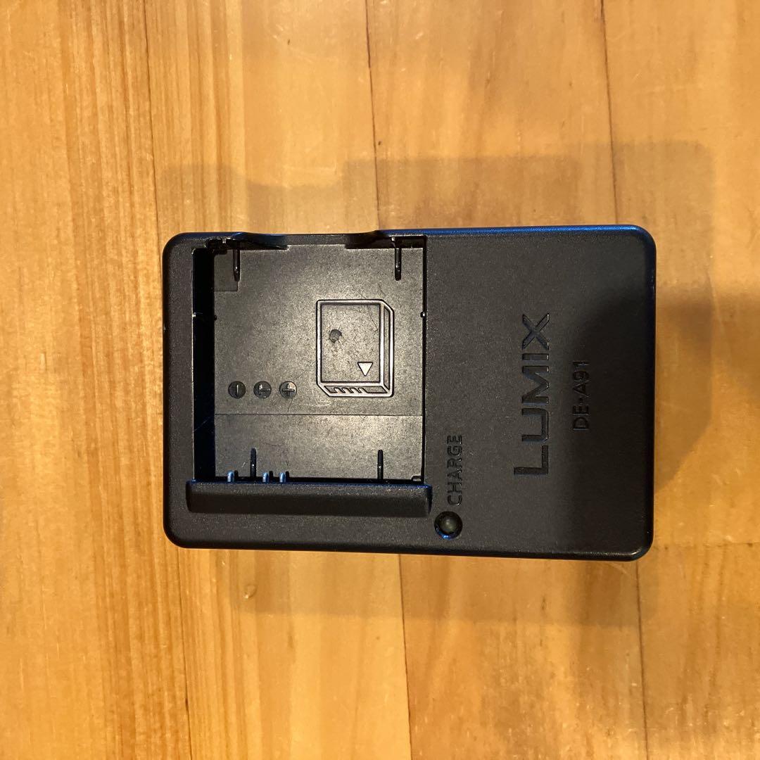 LUMIX デジタルカメラ DMC-FX77