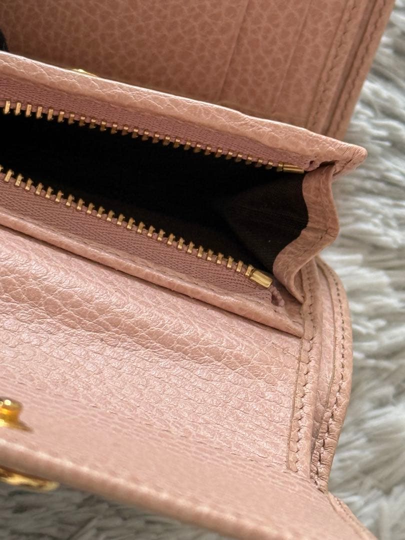 GUCCI ピンク レザー 三つ折り財布
