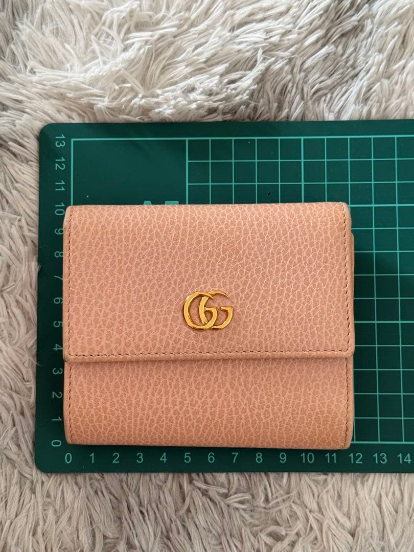 GUCCI ピンク レザー 三つ折り財布