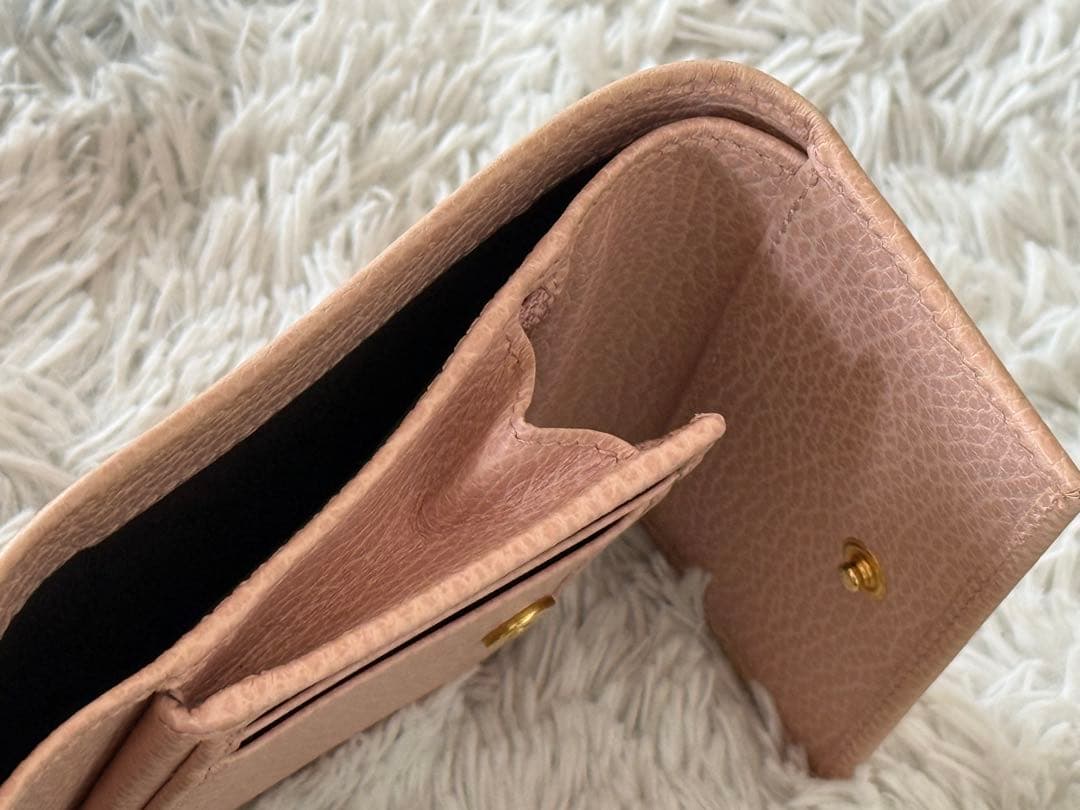 GUCCI ピンク レザー 三つ折り財布