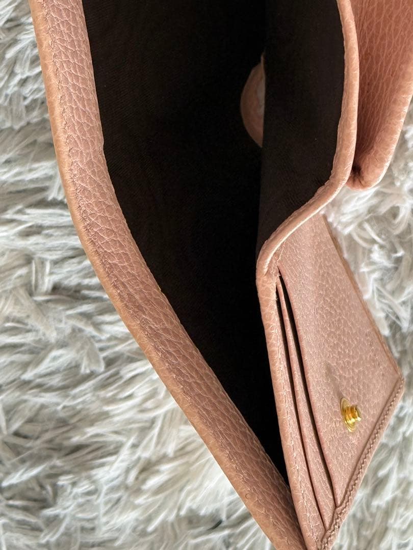 GUCCI ピンク レザー 三つ折り財布