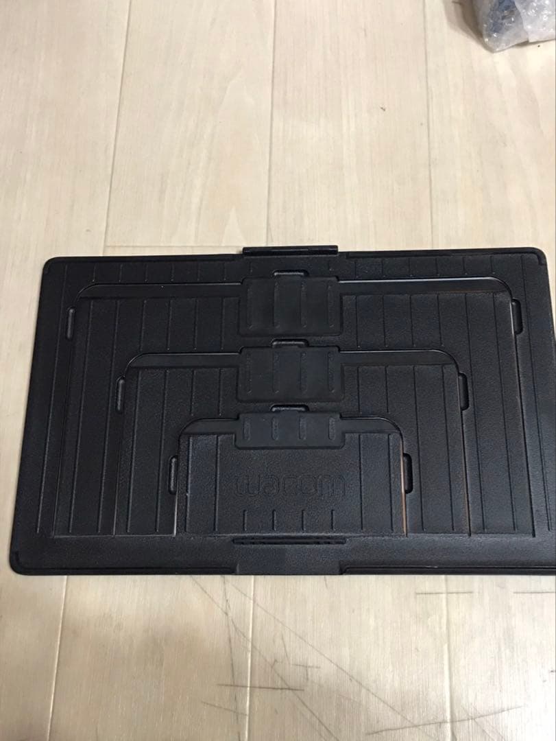 ワコム 液タブ 13.3フルHD Cintiq 13HD DTK-1301/K0