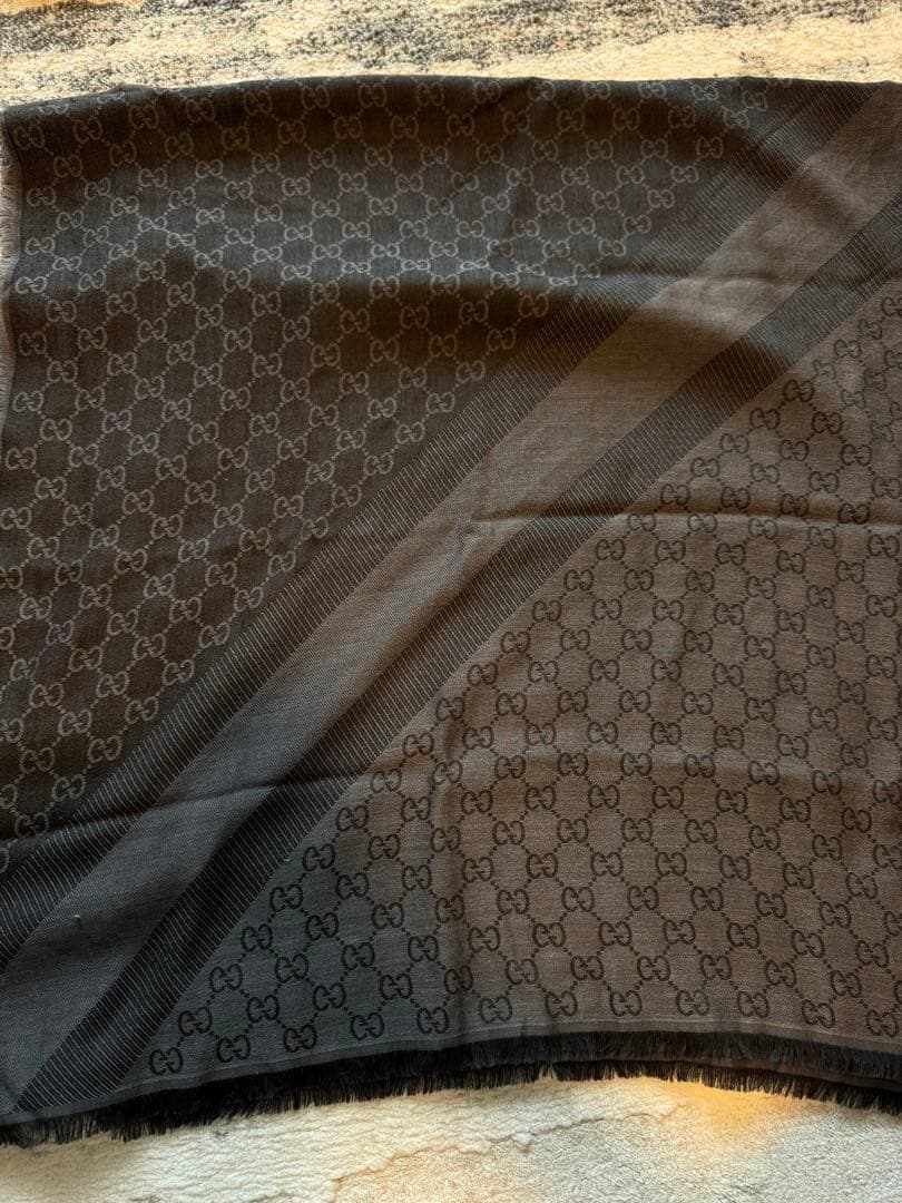 GUCCI GGパターン マフラー ブラウン系140cm×140cm男女兼用