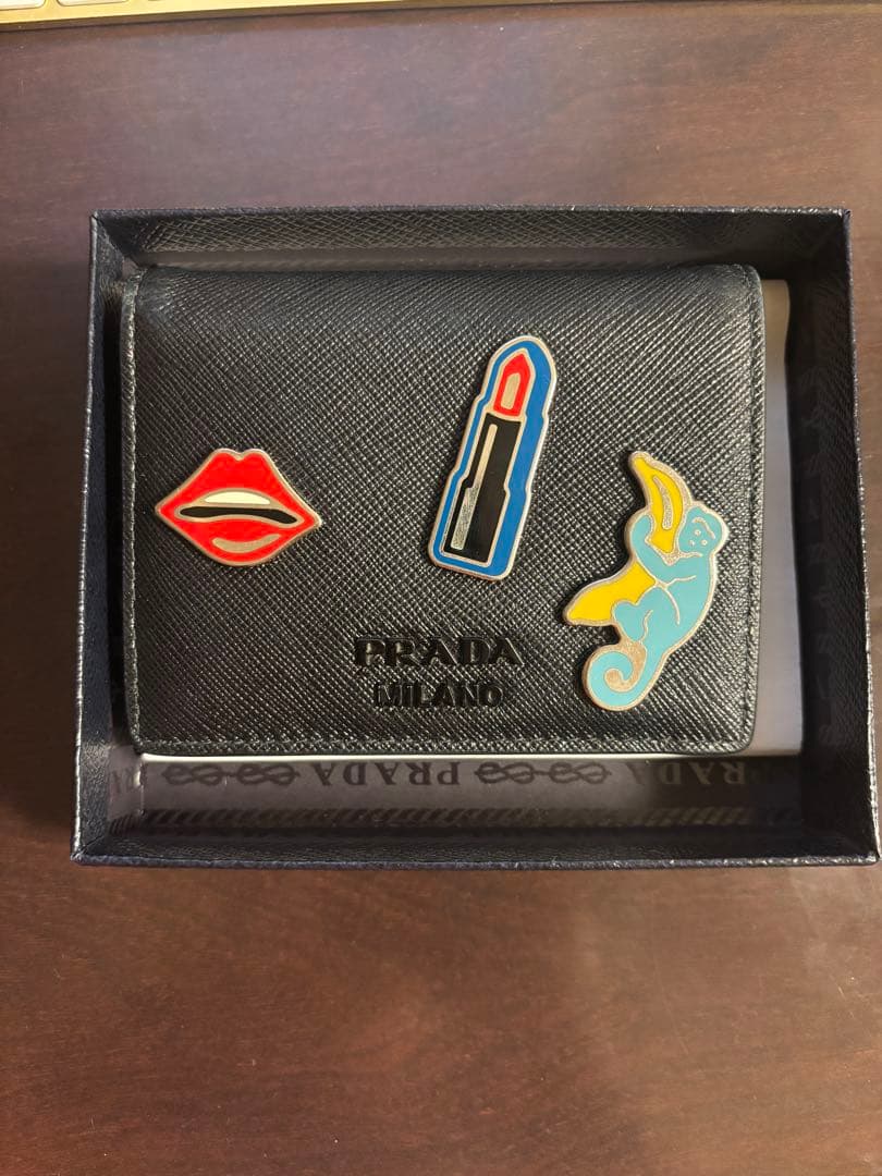 【PRADA】プラダ サフィアーノウォレット黒