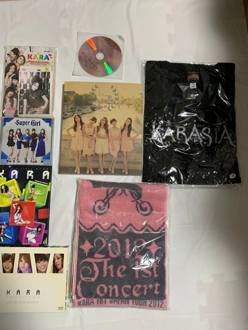 KARAのグッズ15点セット【CD.DVD.写真集、タオル、Tシャツ】K-POP
