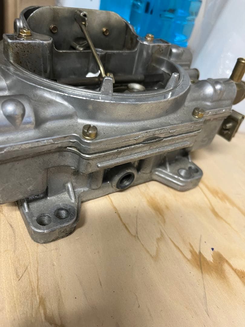 Edelbrock キャブレター　1405 オーバーホール推奨