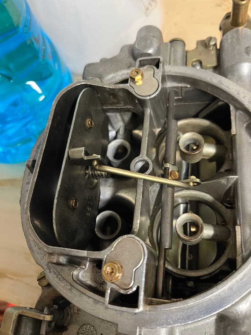 Edelbrock キャブレター　1405 オーバーホール推奨
