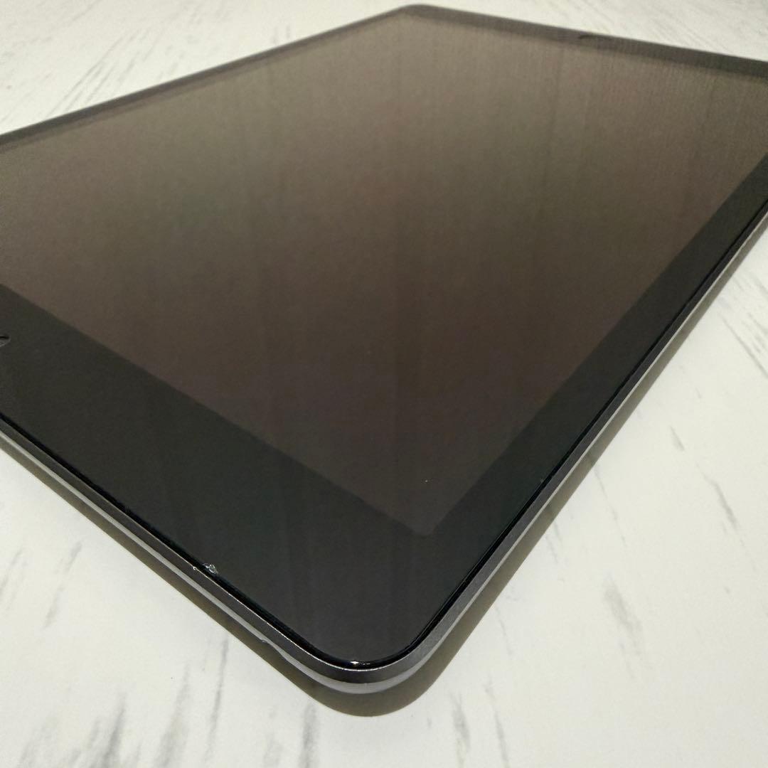 【バッテリー98%】iPad 第7世代 32GB Wi-Fi スペースグレイ