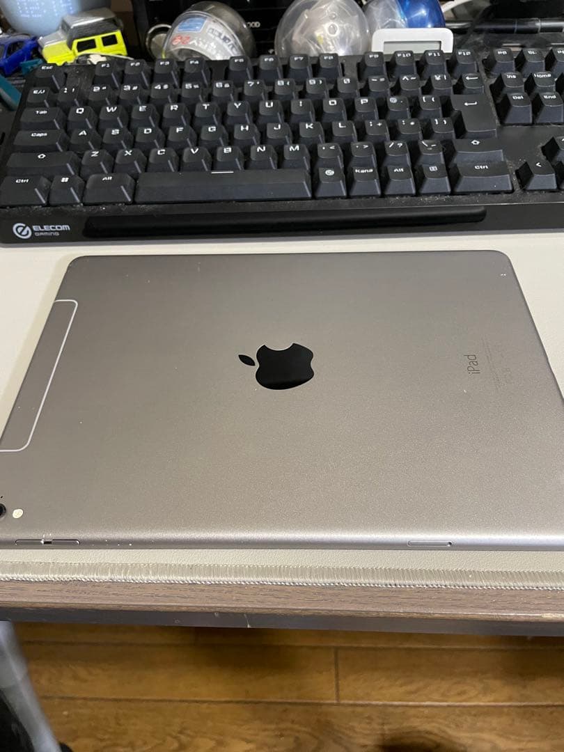 Apple iPad Pro 9.7 cellular シルバー