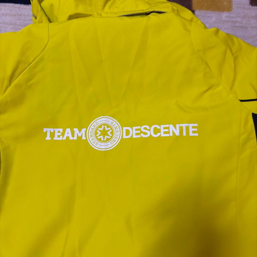 DESCENTE ジュニアスキーウェア 160 イエロー　ブラック　上下セット
