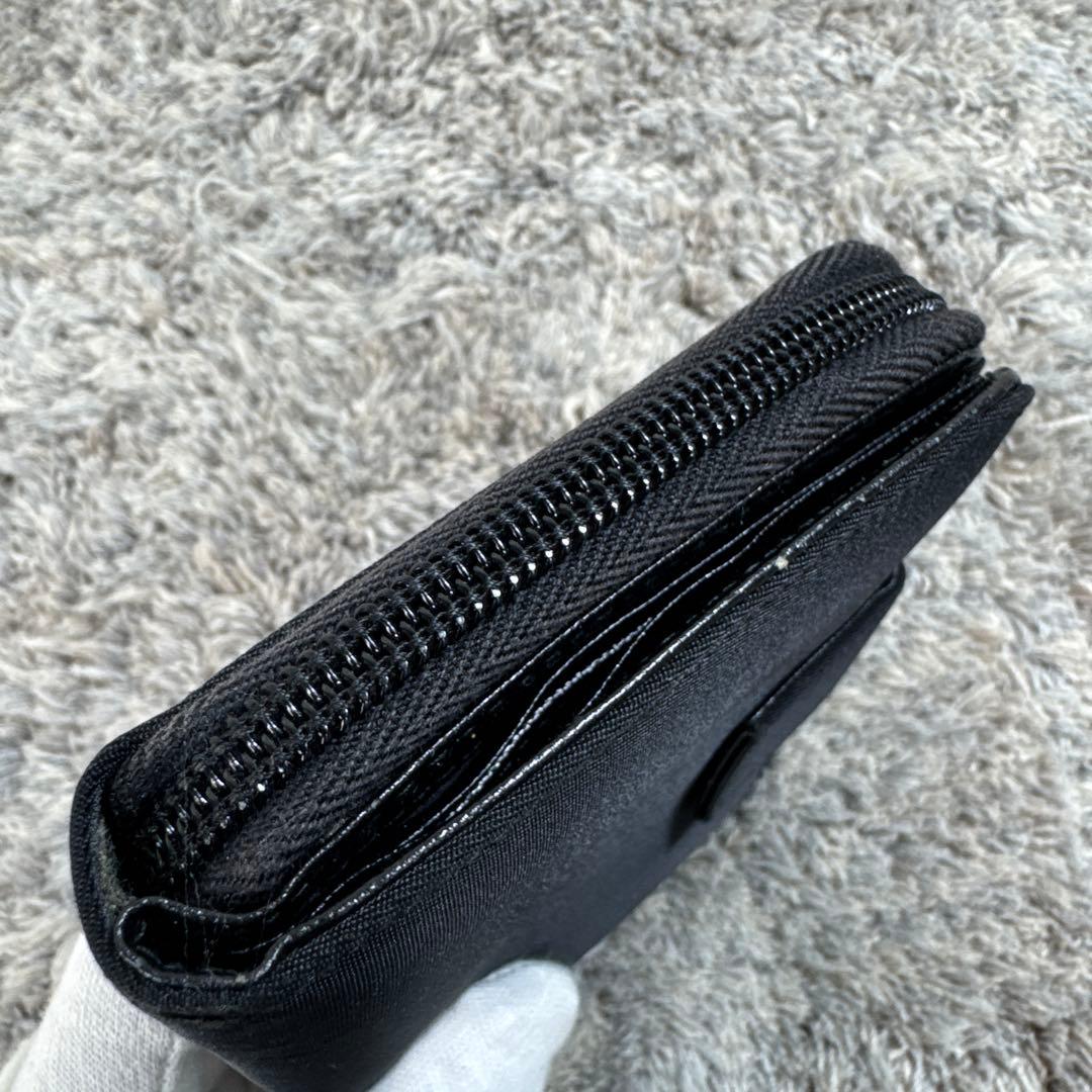 PRADA プラダ 折り財布 三角プレート ブラック ユニセックス