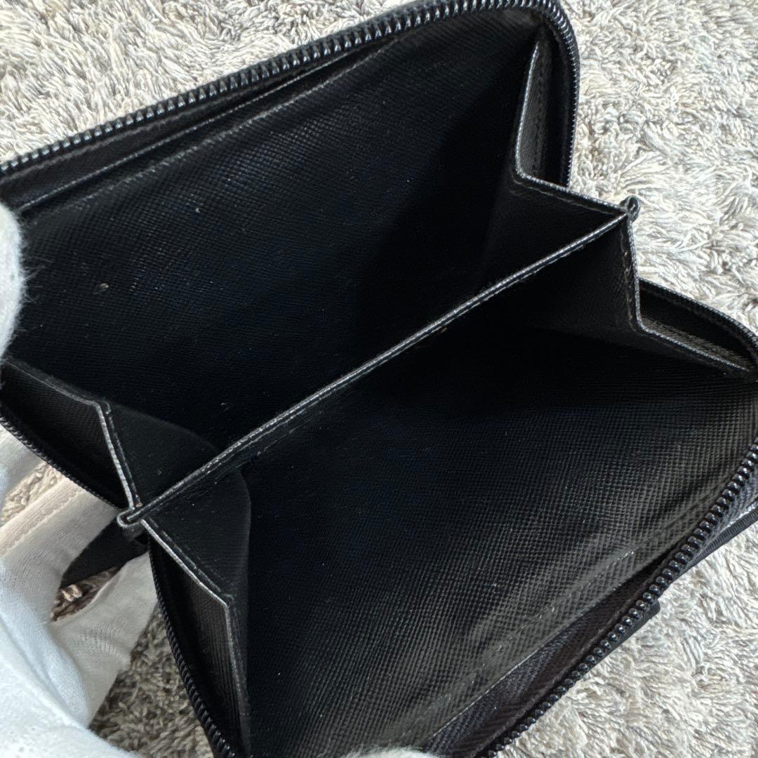 PRADA プラダ 折り財布 三角プレート ブラック ユニセックス