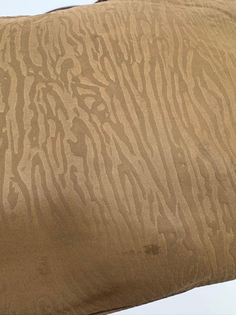 バレンシアガ　ナイロン　ボストンバッグ　大容量　軽量　トラベルバック