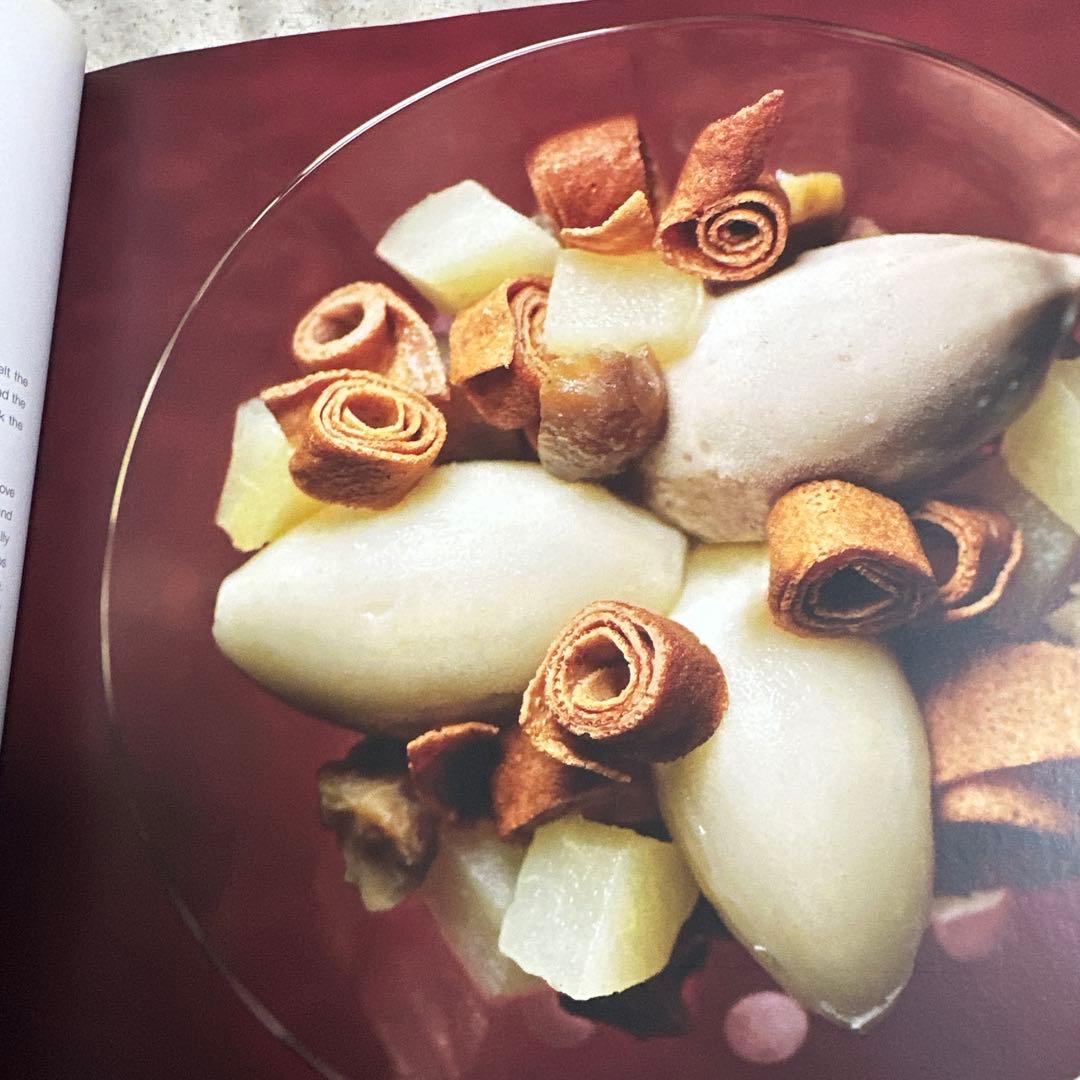 Pierre Hermé Pastries