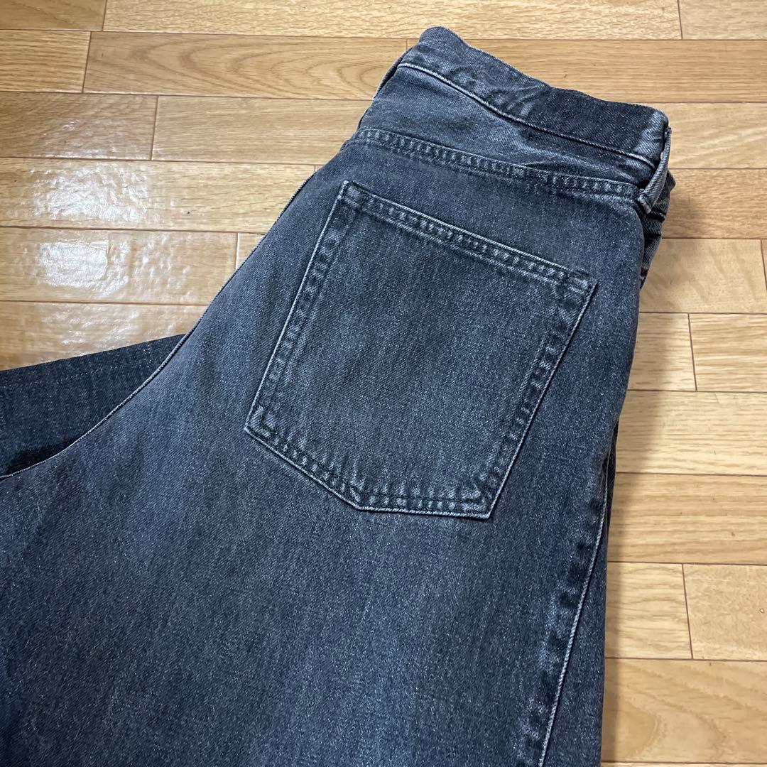 HYKE ハイク　BARREL-LEG JEANS ブラックサイズ2