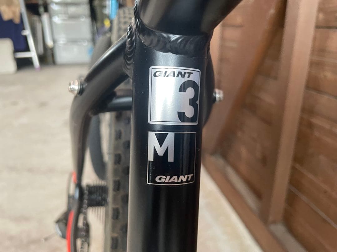 ぶ*ゅ様 (福岡引取り限定)最終値下げGIANTマウンテンバイクMサイズ ブラッ