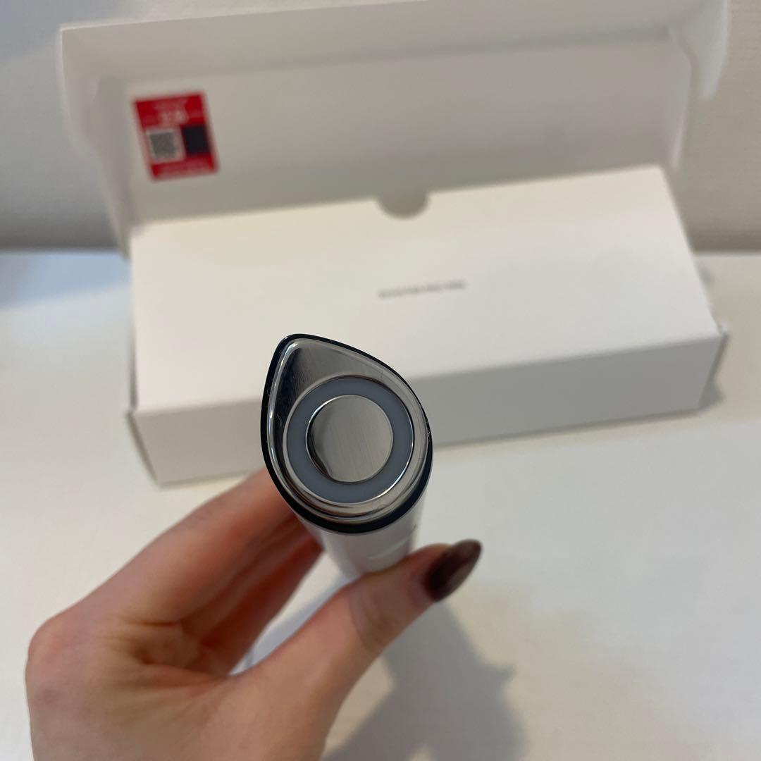 BOOSTER PRO HII ミニ　美顔器 ホワイト