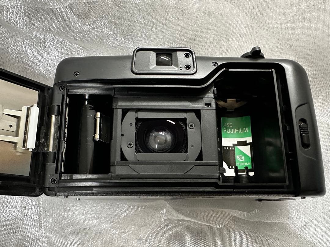 【美品】FUJIFILM Silvi 70 フィルムカメラ　箱・ストラップ付