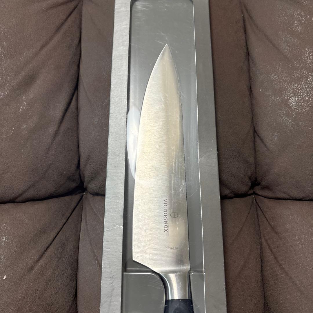 Victorinox Grand Maître 牛刀25cm ブラックプレミアム
