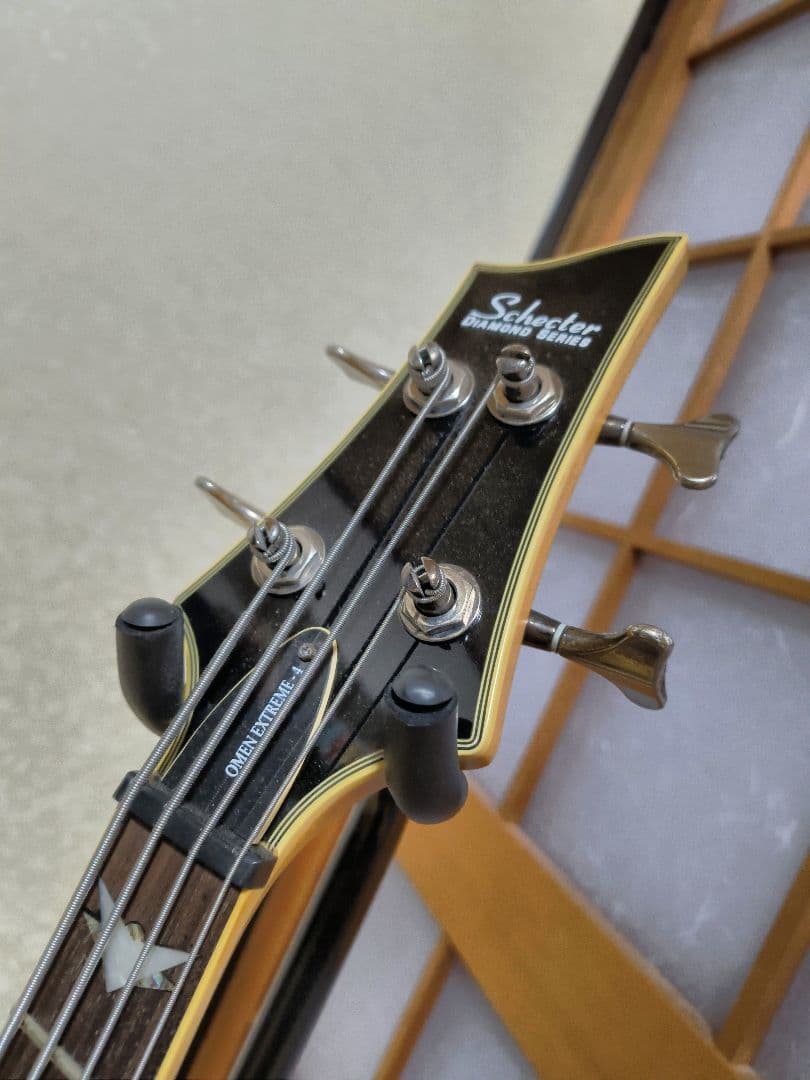 ベース Schecter Omen extreme-4