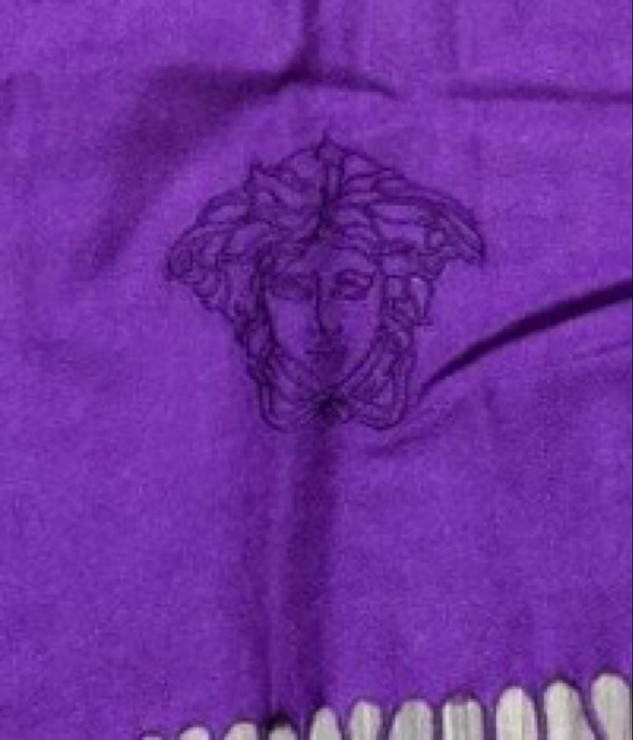 【Gianni Versace 】カシミヤストール　オールシーズン　紫色
