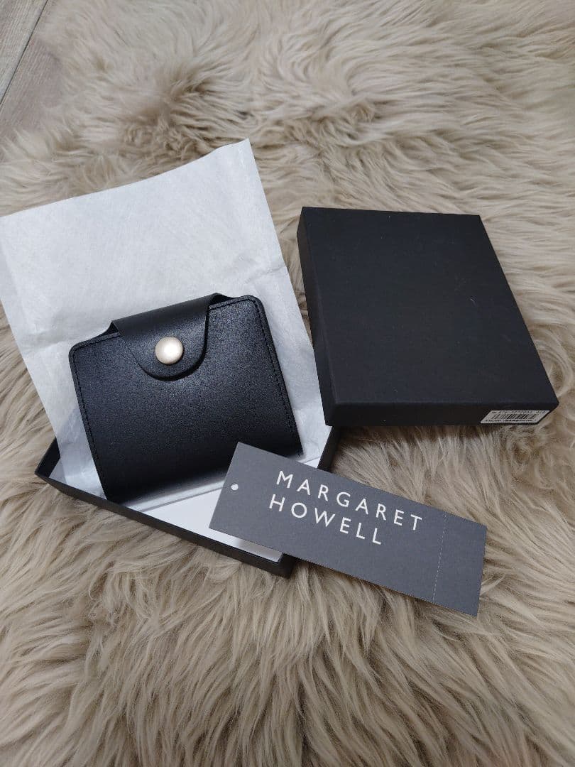 マーガレット・ハウエル MARGARET HOWELLOILED LEATHER