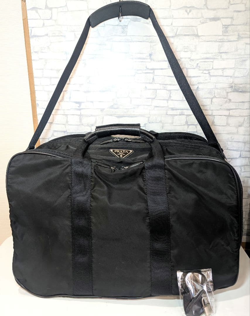 ✨美品✨　PRADA　プラダ　ボストンバッグ　トリプルジップ　三角ロゴ　大容量