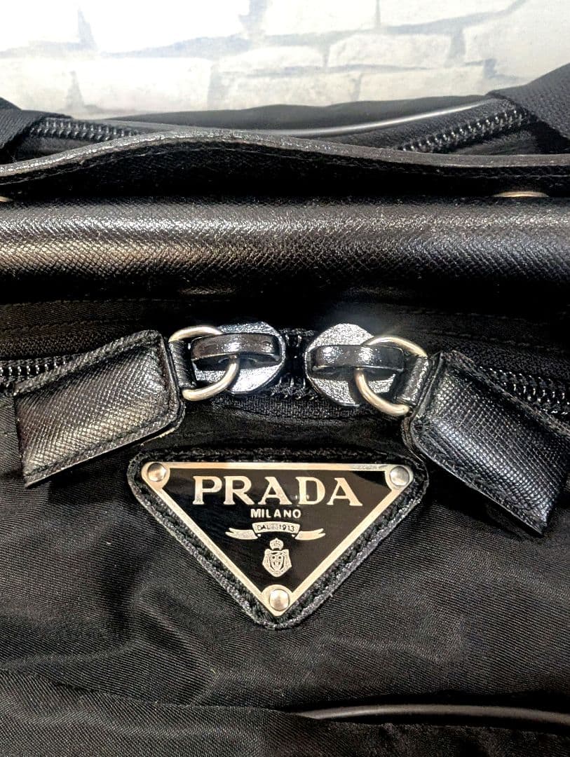 ✨美品✨　PRADA　プラダ　ボストンバッグ　トリプルジップ　三角ロゴ　大容量
