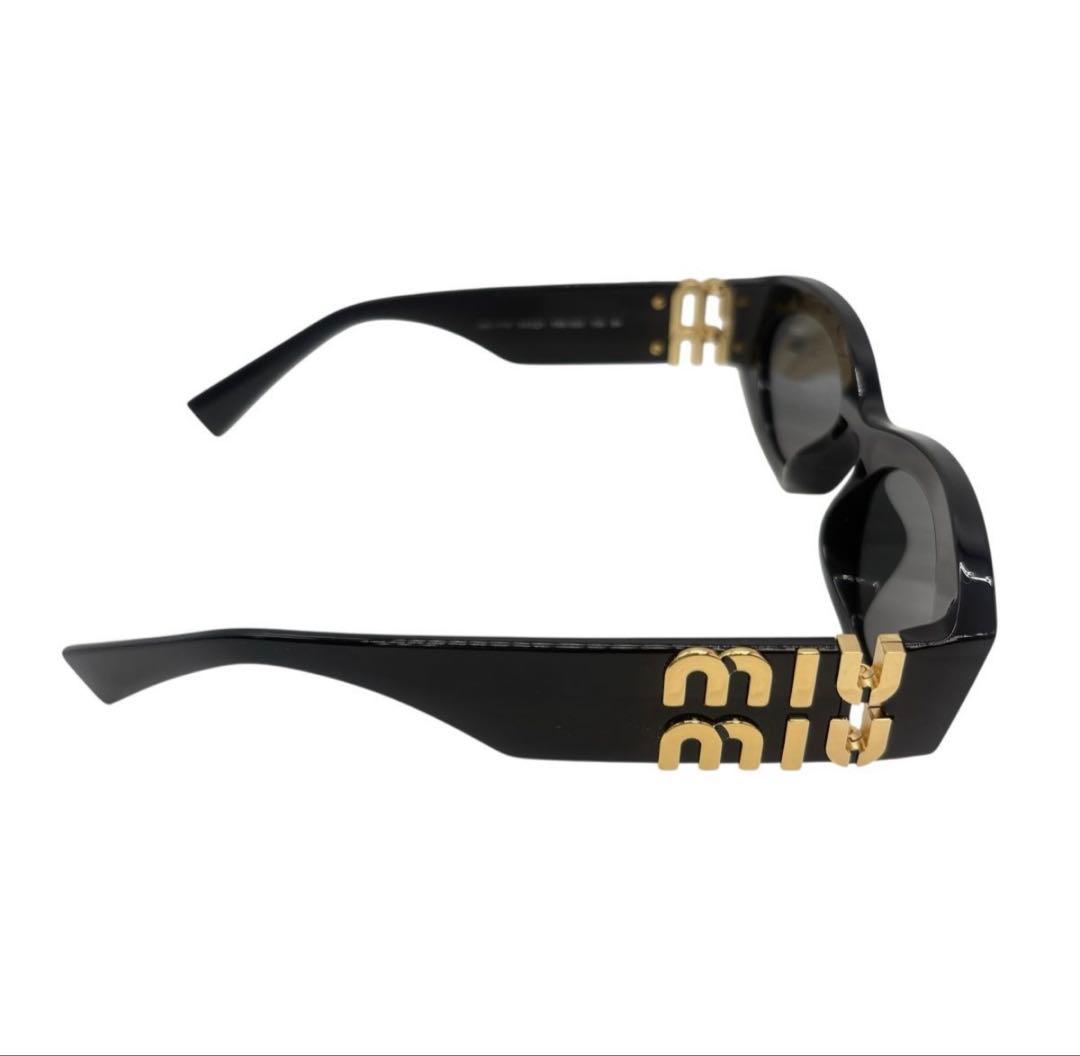 miu miu ブラック サングラス