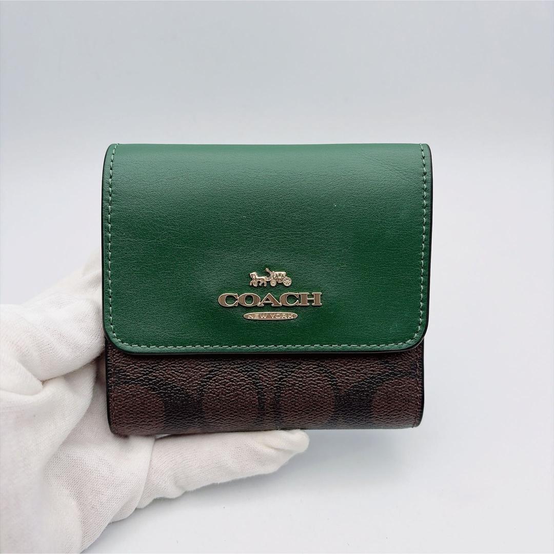 【新品】COACH コーチ 二つ折り財布 ウィン スモール ウォレット グリーン