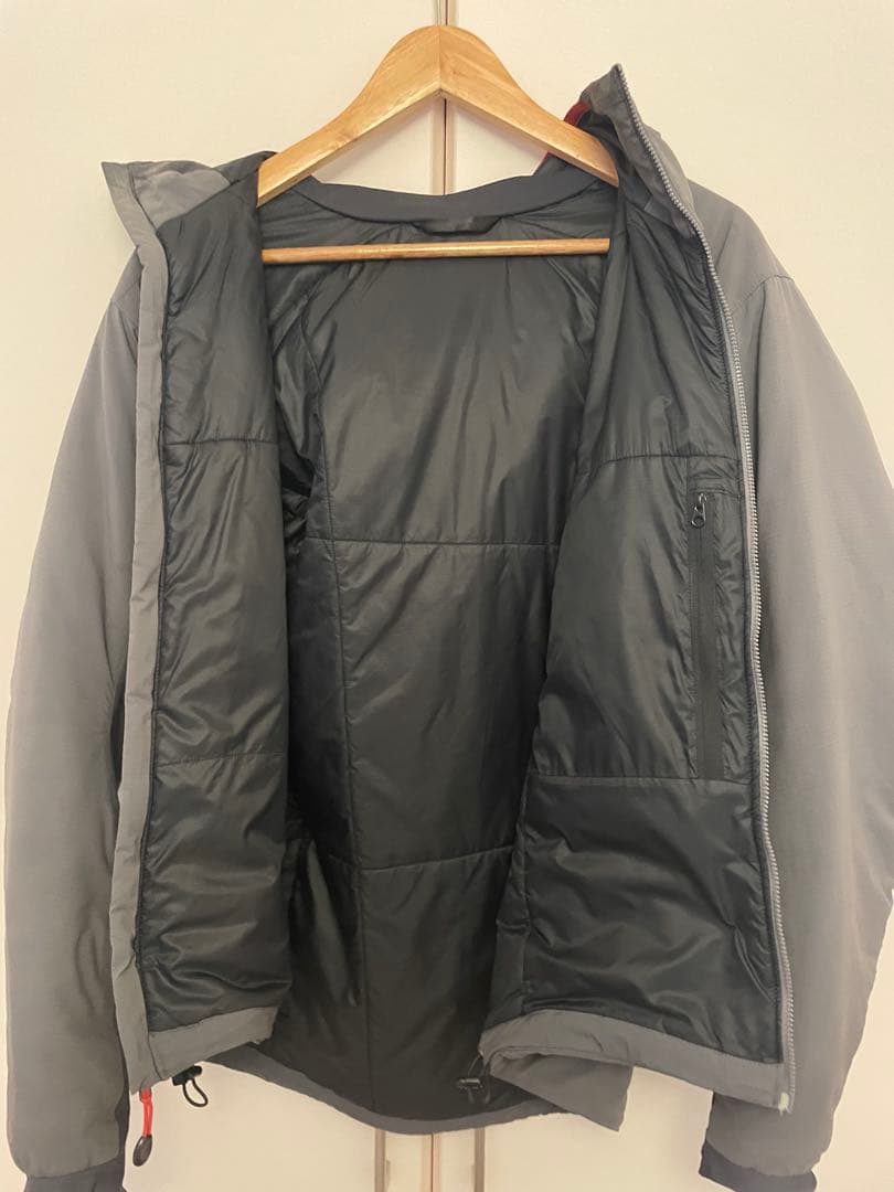 ジャケット・アウター ARC'TERYX ATOM AR HOODIE