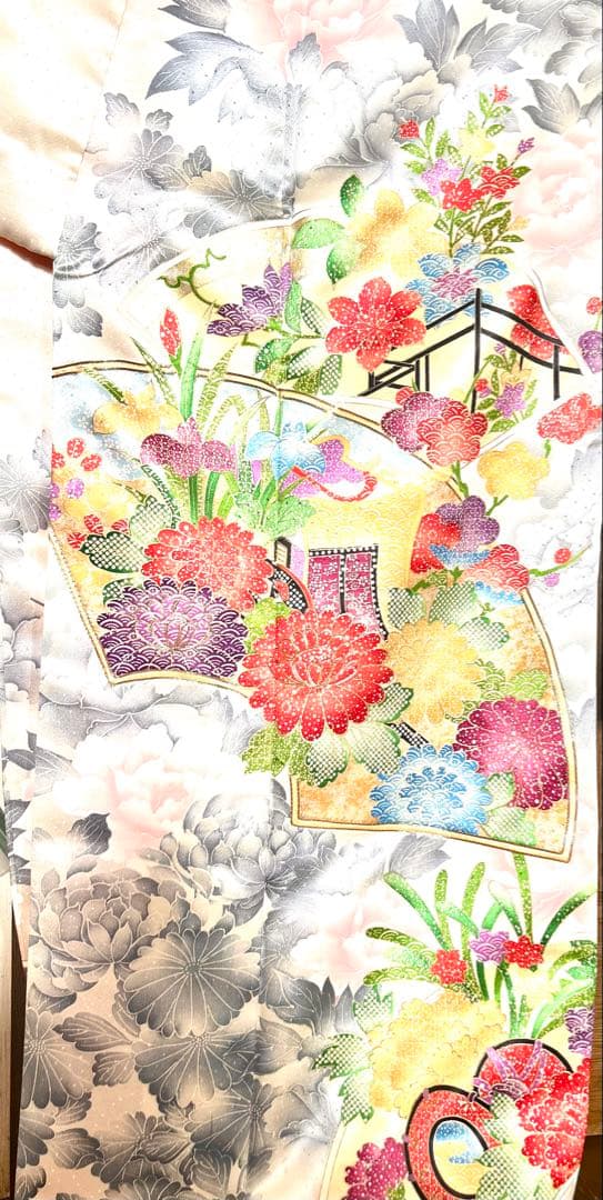 生成り 粉雪散らし 駒刺繍 金彩 振袖 正絹 高級逸品 古典柄 華やか