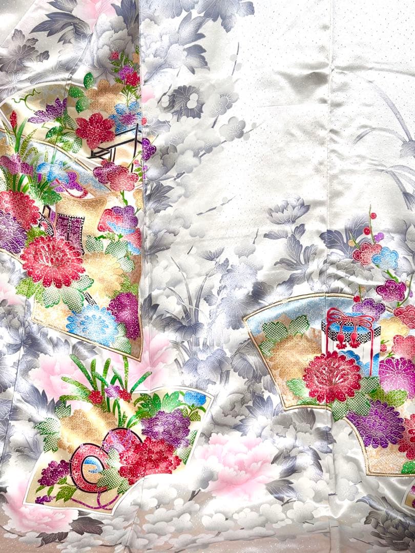 生成り 粉雪散らし 駒刺繍 金彩 振袖 正絹 高級逸品 古典柄 華やか