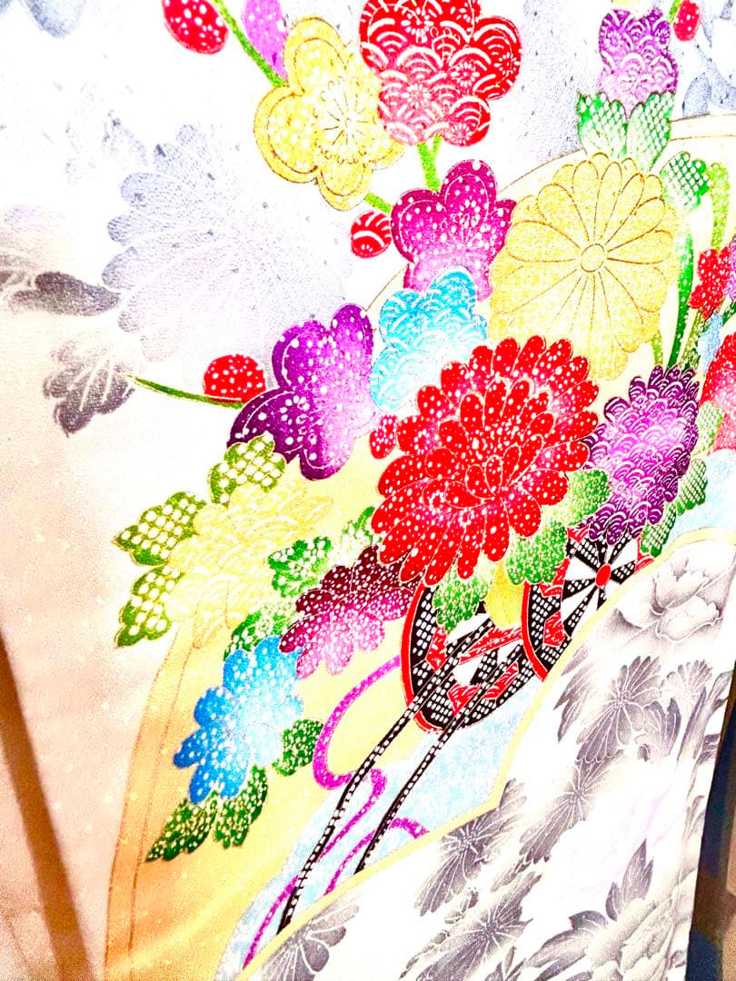 生成り 粉雪散らし 駒刺繍 金彩 振袖 正絹 高級逸品 古典柄 華やか