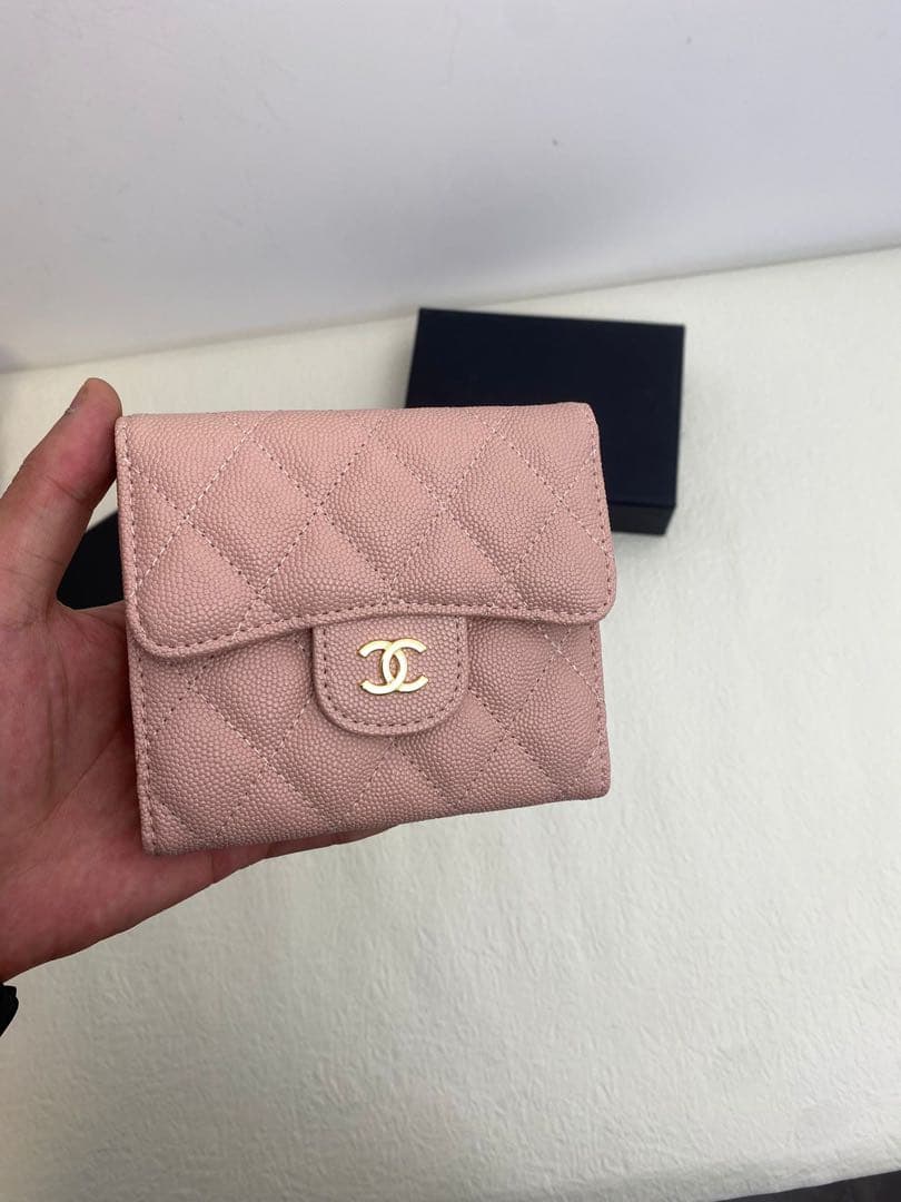 CHANEL ピンク 三つ折り財布
