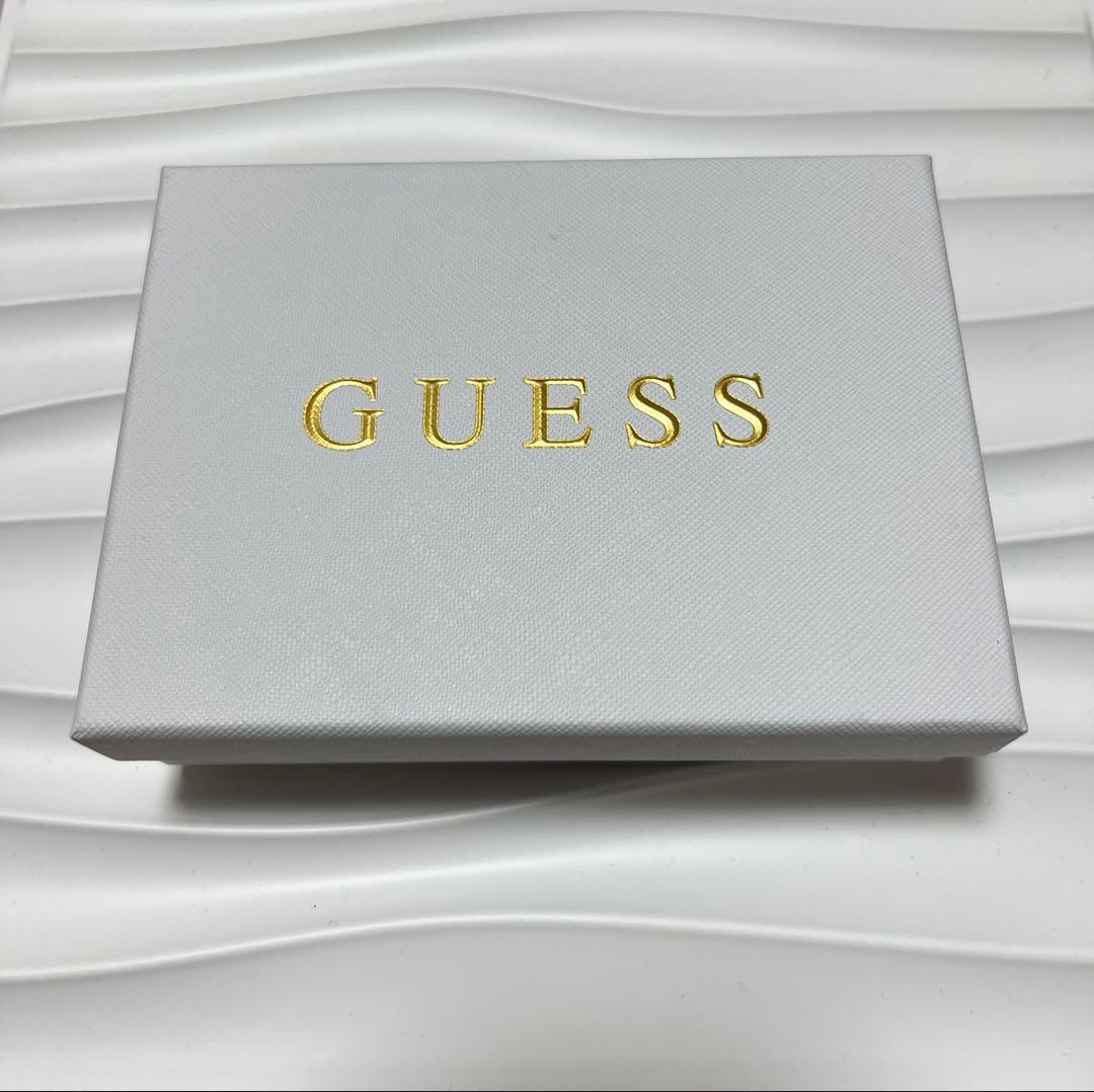 GUESS ブラック 二つ折り財布