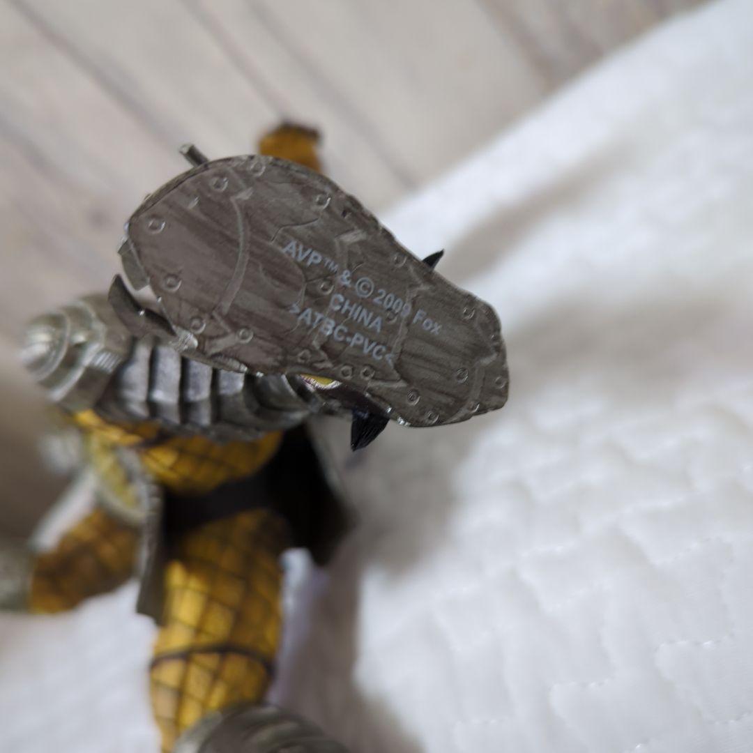 K*U様 プレデターフィギア エイリアンVSプレデター リアルフィギュア リアル