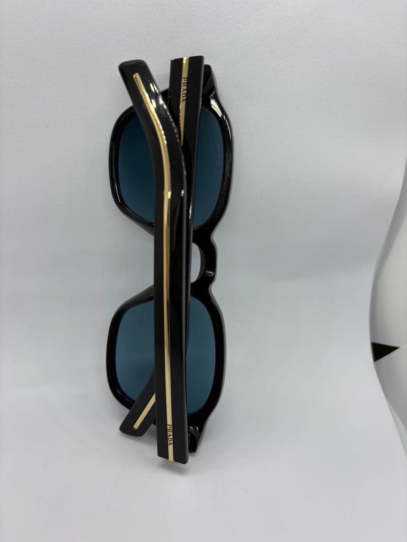PRADA 偏光ブルーレンズ サングラス プラダサングラス