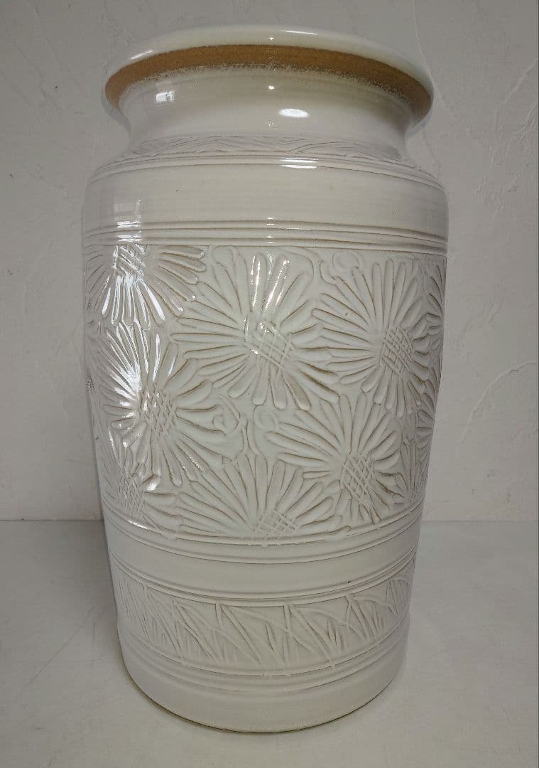 信楽焼き 卯山窯 傘立て 陶器 白 ホワイト 花柄 陶芸 伝統工芸品 インテリア