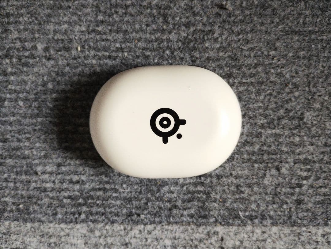 ape SteelSeries Arctis Gamebuds イヤホン