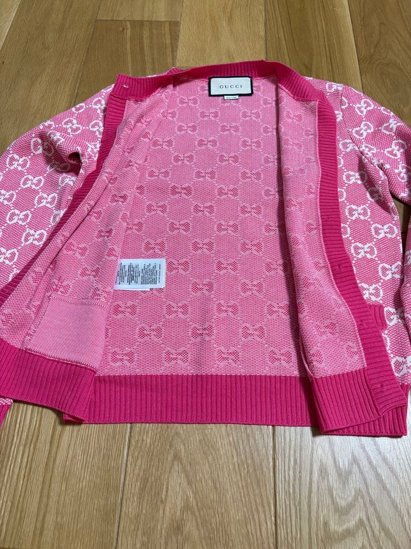 GUCCI ピンク　カーディガン　ピンク　XS 未使用　イタリア製