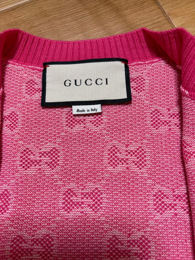 GUCCI ピンク　カーディガン　ピンク　XS 未使用　イタリア製