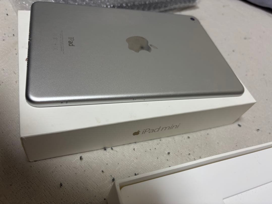 サ*ん様 iPad Pro (10.5インチ) 64GB 本体 バッテリー94%