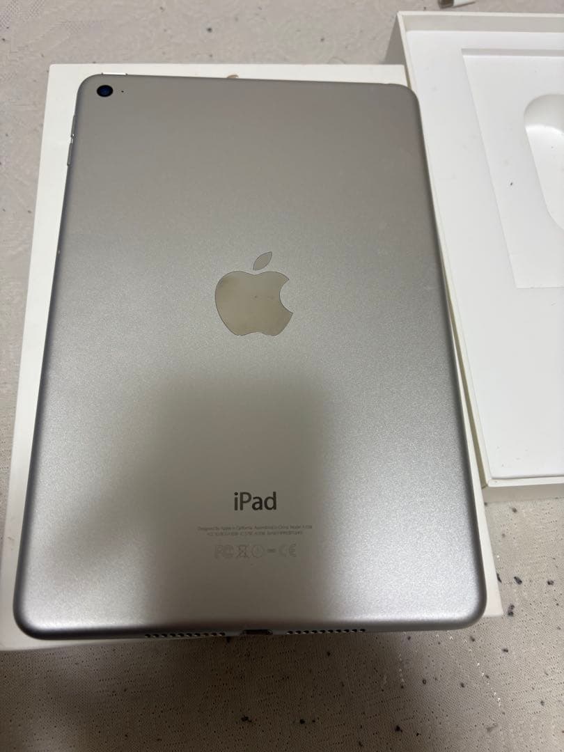 サ*ん様 iPad Pro (10.5インチ) 64GB 本体 バッテリー94%