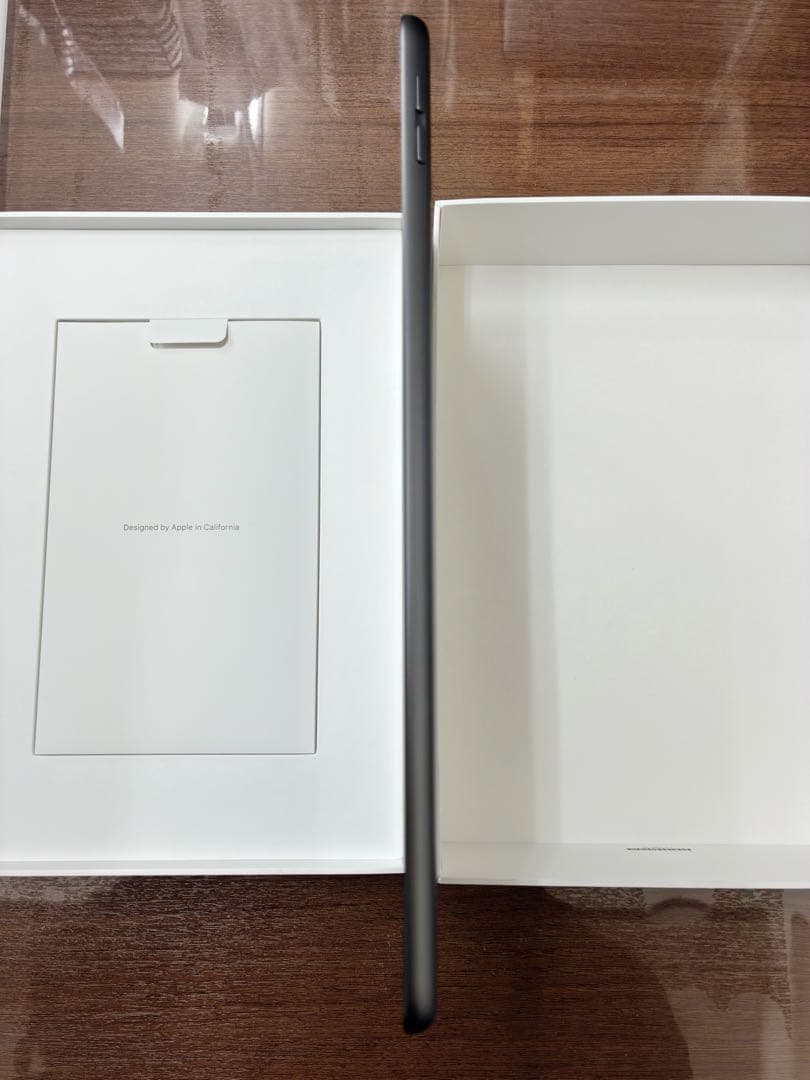 Apple iPad スペースグレー 本体 第9世代64GB Wi-Fiモデル